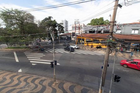 VISTA DA SALA de apartamento à venda com 1 quarto, 60m² em Taquaral, Campinas