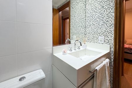 Banheiro Social de apartamento à venda com 3 quartos, 105m² em Baeta Neves, São Bernardo do Campo