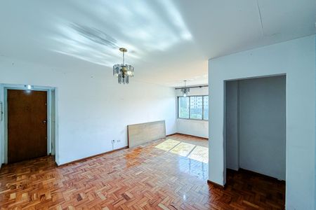 Apartamento à venda com 90m², 2 quartos e 1 vagaSala