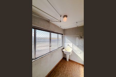 Apartamento à venda com 90m², 2 quartos e 1 vagaÁrea de Serviço