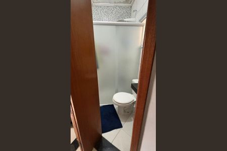 Banheiro de apartamento à venda com 2 quartos, 48m² em Vila Progresso, Santo André