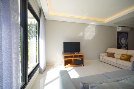 Casa para alugar com 140m², 3 quartos e 2 vagasSala