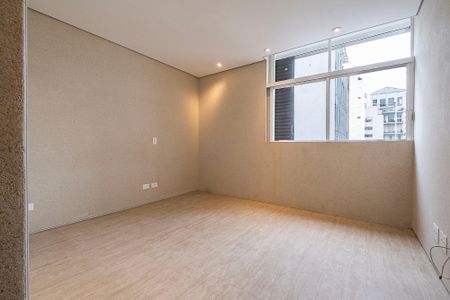 Apartamento à venda com 184m², 3 quartos e 2 vagas Apartamento à venda com 184m², 3 quartos e 2 vagasQuarto 3