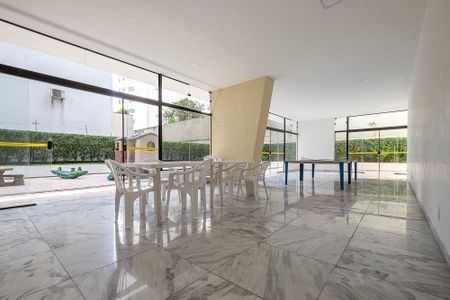 Apartamento à venda com 184m², 3 quartos e 2 vagas Apartamento à venda com 184m², 3 quartos e 2 vagasSalão de Festas