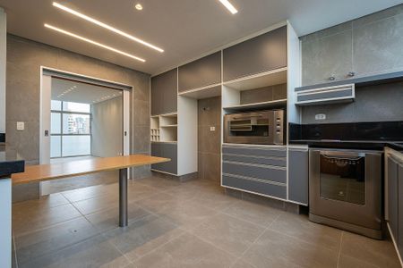 Apartamento à venda com 184m², 3 quartos e 2 vagas Apartamento à venda com 184m², 3 quartos e 2 vagasCozinha