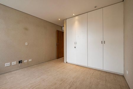 Apartamento à venda com 184m², 3 quartos e 2 vagas Apartamento à venda com 184m², 3 quartos e 2 vagasQuarto 3
