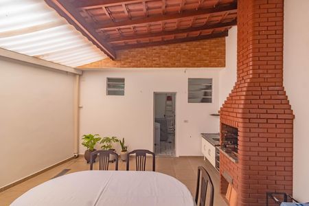 Casa à venda com 5 quartos, 300m² em Cidade Vargas, São Paulo
