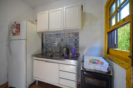Cozinha de apartamento para alugar com 2 quartos, 185m² em Canasvieiras, Florianópolis