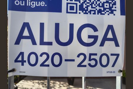 Plaquinha de casa para alugar com 1 quarto, 40m² em Forquilhinhas, São José