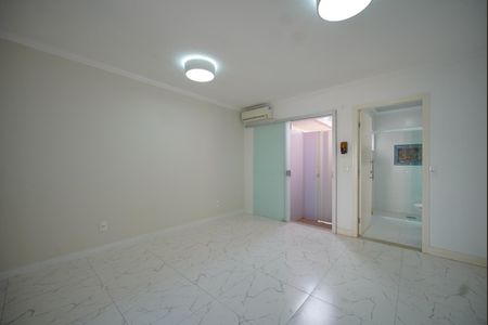 Casa para alugar com 1 quarto, 40m² em Forquilhinhas, São José