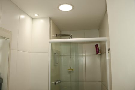 Apartamento à venda com 2 quartos, 45m² em Jardim Guairaca, São Paulo