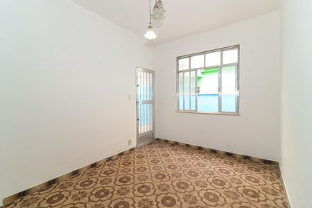 Sala de casa para alugar com 1 quarto, 70m² em Realengo, Rio de Janeiro