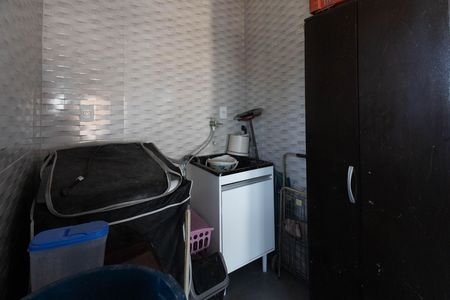 Área de Serviço de casa à venda com 3 quartos, 198m² em Vila Sabrina, São Paulo