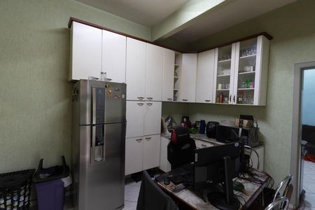 Casa à venda com 198m², 3 quartos e 2 vagasCozinha 2