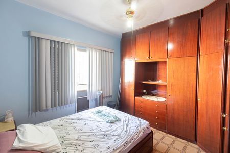Casa à venda com 198m², 3 quartos e 2 vagasQuarto 2