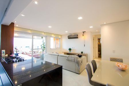 Apartamento à venda com 2 quartos, 90m² em Vila Apiai, Santo André