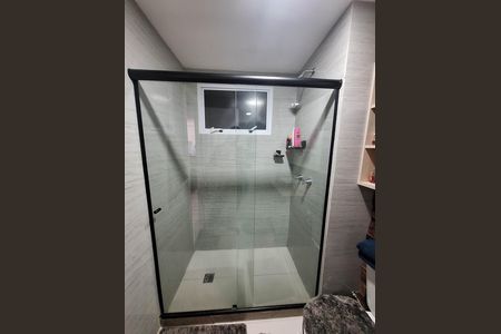 Apartamento à venda com 52m², 2 quartos e 1 vaga Apartamento à venda com 52m², 2 quartos e 1 vagaBanheiro