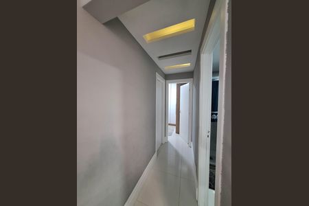 Apartamento à venda com 52m², 2 quartos e 1 vaga Apartamento à venda com 52m², 2 quartos e 1 vagaCorredor