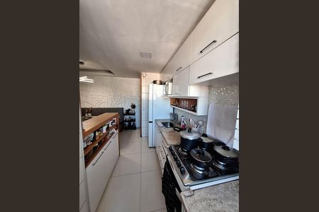 Apartamento à venda com 52m², 2 quartos e 1 vaga Apartamento à venda com 52m², 2 quartos e 1 vagaCozinha e Área de Serviço