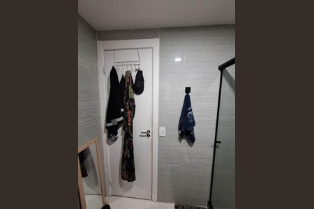 Apartamento à venda com 52m², 2 quartos e 1 vaga Apartamento à venda com 52m², 2 quartos e 1 vagaBanheiro