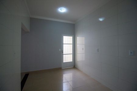 Cozinha de casa para alugar com 3 quartos, 80m² em Jardim Residencial Villa Amato, Sorocaba