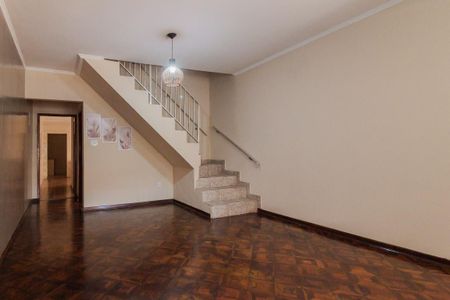 Casa para alugar com 2 quartos, 240m² em Vila Emilio, Mauá
