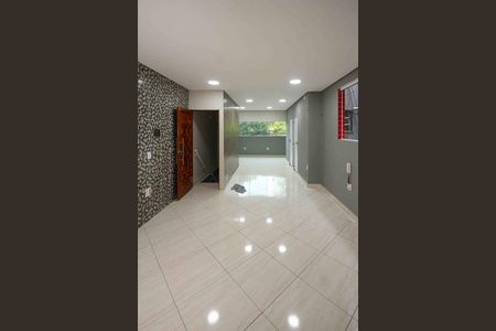 Sala de casa à venda com 2 quartos, 110m² em Jardim Sapopemba, São Paulo