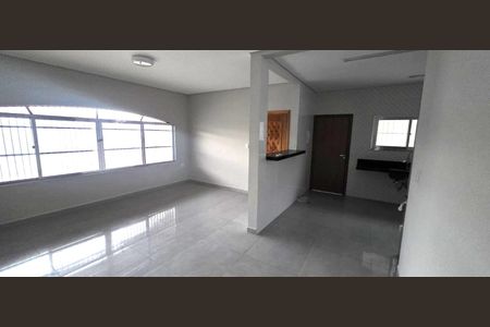 Casa para alugar com 3 quartos, 100m² em Solemar, Praia Grande
