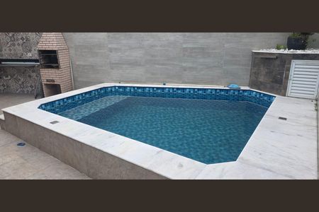 Área externa de casa para alugar com 3 quartos, 100m² em Solemar, Praia Grande