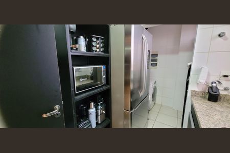 cozinha  de apartamento à venda com 3 quartos, 85m² em Centro, Betim
