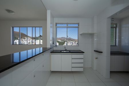Apartamento para alugar com 70m², 2 quartos e 2 vagasCOZINHA