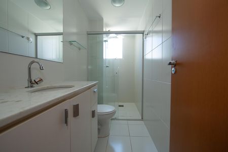 Apartamento para alugar com 70m², 2 quartos e 2 vagasBANHEIRO2