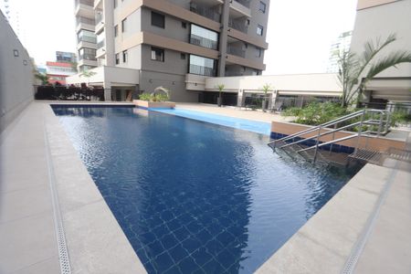 Apartamento à venda com 64m², 2 quartos e 1 vagaÁrea comum - Piscina