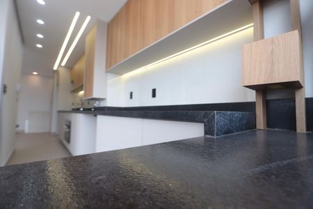 Apartamento à venda com 64m², 2 quartos e 1 vagaÁrea de Serviço