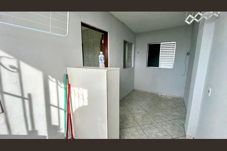 Área de Serviço de casa para alugar com 1 quarto, 80m² em Parque Jurema, Guarulhos