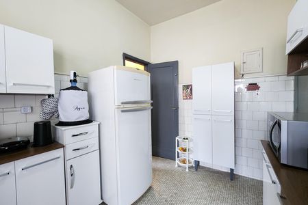 Apartamento para alugar com 174m², 3 quartos e sem vaga Apartamento para alugar com 174m², 3 quartos e sem vagaCozinha