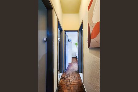 Apartamento para alugar com 174m², 3 quartos e sem vaga Apartamento para alugar com 174m², 3 quartos e sem vagaCorredor