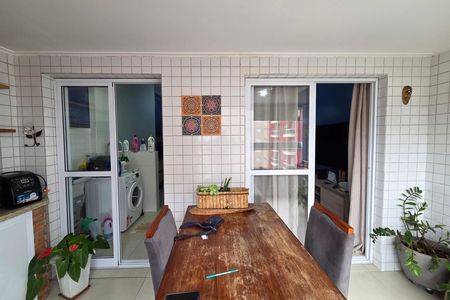 Apartamento para alugar com 82m², 2 quartos e 1 vagaVaranda