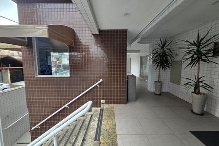 Apartamento para alugar com 82m², 2 quartos e 1 vagaFachada e portaria