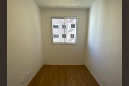 Quarto de apartamento para alugar com 2 quartos, 34m² em Parque Industrial Tomas Edson, São Paulo