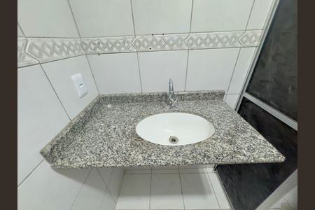 Apartamento para alugar com 75m², 2 quartos e 1 vaga Apartamento para alugar com 75m², 2 quartos e 1 vagaBanheiro