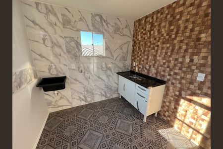 Sala/Cozinha de apartamento para alugar com 1 quarto, 30m² em Centro, Duque de Caxias