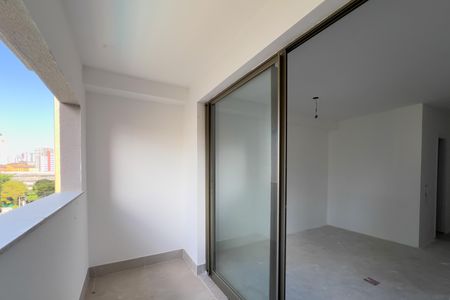 Varanda de kitnet/studio à venda com 1 quarto, 32m² em Jardim Vila Mariana, São Paulo