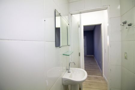 Casa para alugar com 70m², 2 quartos e sem vaga Casa para alugar com 70m², 2 quartos e sem vagaBanheiro