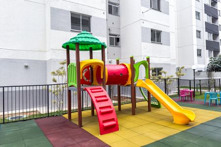 Apartamento para alugar com 55m², 2 quartos e 1 vaga Apartamento para alugar com 55m², 2 quartos e 1 vagaPlayground