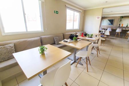 Apartamento para alugar com 36m², 2 quartos e sem vaga Apartamento para alugar com 36m², 2 quartos e sem vagaÁrea comum - Salão de festas