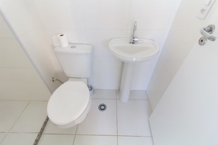 Apartamento para alugar com 36m², 2 quartos e sem vaga Apartamento para alugar com 36m², 2 quartos e sem vagaBanheiro