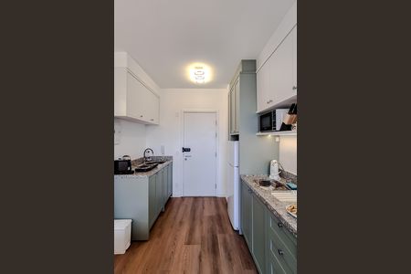 Studio para alugar com 29m², 1 quarto e sem vaga Studio para alugar com 29m², 1 quarto e sem vagaCozinha e Área de Serviço