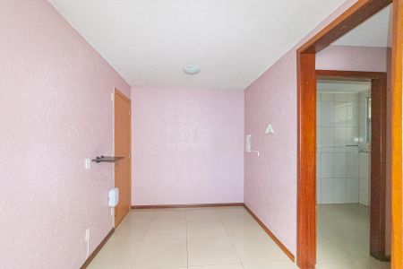 Sala de apartamento para alugar com 2 quartos, 42m² em Olaria, Canoas