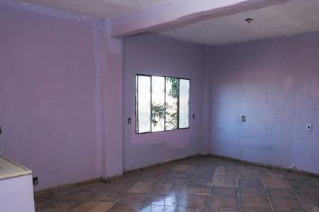 SALA de kitnet/studio para alugar com 1 quarto, 35m² em Coréia, Mesquita